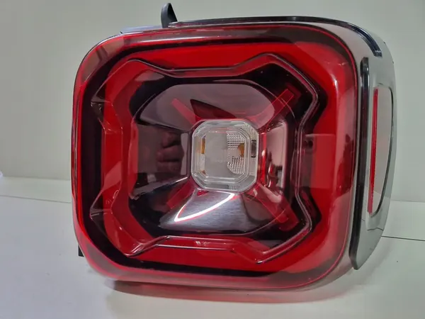 Lámpara trasera derecha Jeep Renegade Lift Europa 52087955 image 4