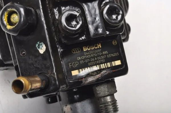 Pompe à injection Saab OE 0445010097 d'occasion image 5