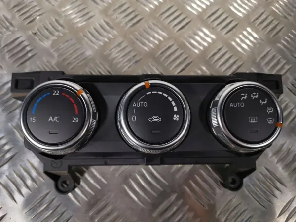 Panneau climatisation Mazda CX-3 OEM 8LDB8L - Occasion image 2
