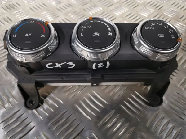 Panneau climatisation Mazda CX-3 OEM 8LDB8L - Occasion image 3