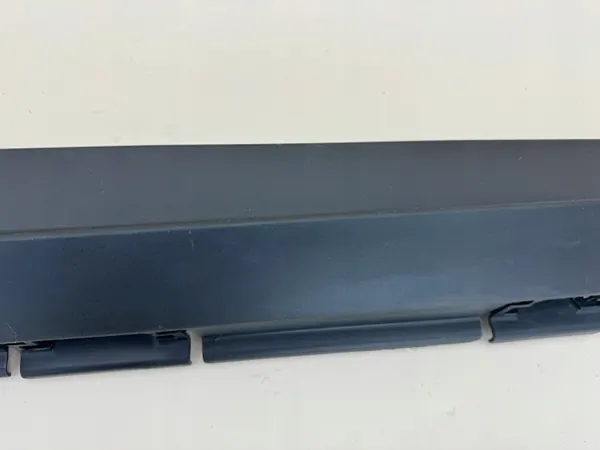 Toyota Land Cruiser 24R rechter dorpelstrip OEM image 5