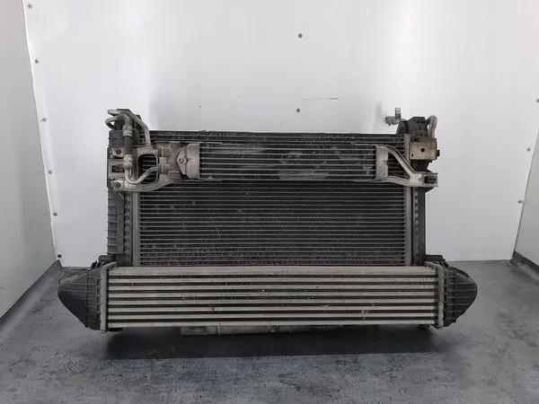 Cinghia anteriore, radiatori, ventilatore Mercedes Classe A W169 image 2