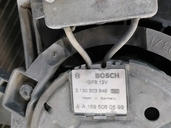 Cinghia anteriore, radiatori, ventilatore Mercedes Classe A W169 image 5