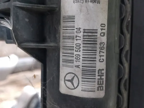 Cinghia anteriore, radiatori, ventilatore Mercedes Classe A W169 image 8