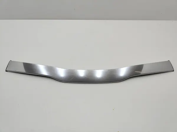 Peugeot 208 etutuuletinauha OEM 9673906677 image 2
