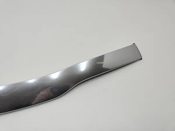 Peugeot 208 etutuuletinauha OEM 9673906677 image 5
