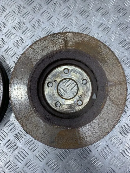 Toyota OEM FBZ28670 Frambromsskiva - Begagnad image 7