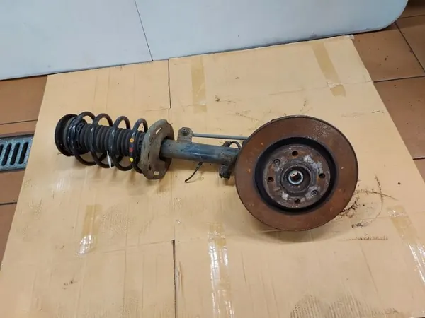 Amortisseur MacPherson Avant Droit OEM 1 Peugeot 2008 image 2