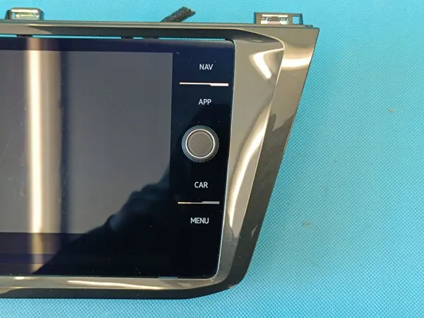 OEM 5G6919605B VW Tiguan II navigointinäyttö image 5