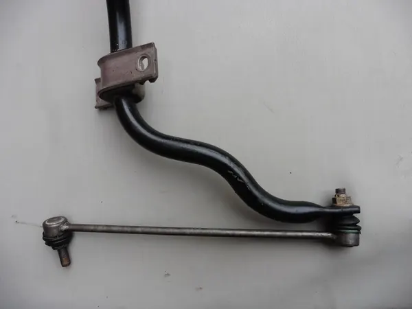 Barra estabilizadora delantera Mercedes V-Class A447 image 2