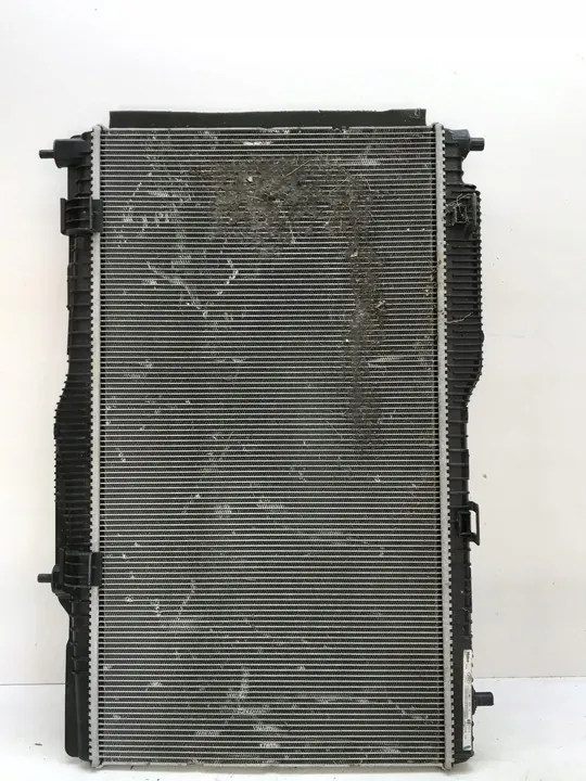 Radiador de agua Ford OE GN11-8005-AD image 8