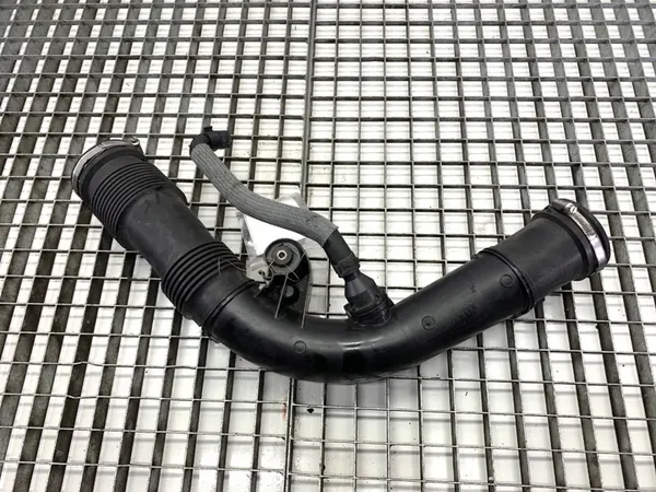 TUBO DE AR VOLVO V90 II 31657341 2.0 150CV image 1