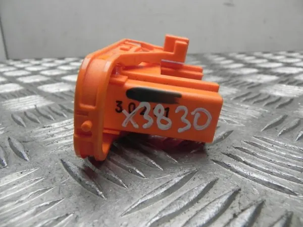 Ford zekering OEM CU5A10661AA voor Mondeo V 2015 image 4