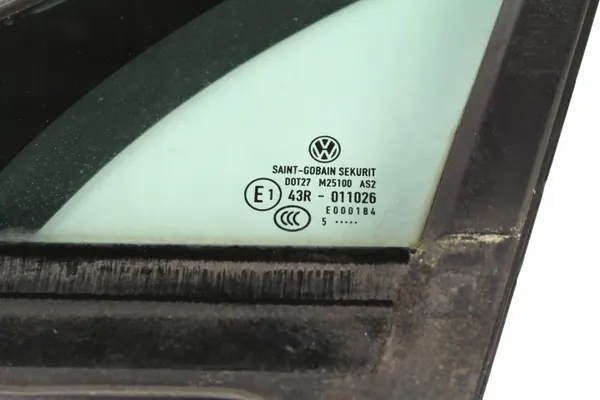 Vidro triangular porta dianteira esquerda OEM 3G0845113C VW Passat B8 image 3