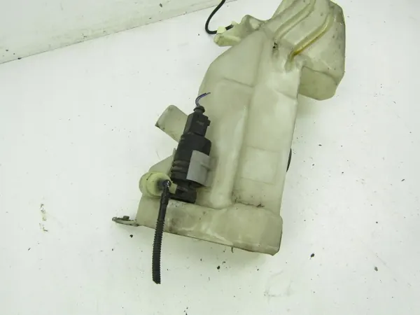 Audi OE 8E9955451AA Gebrauchter Scheibenwaschbehälter image 5