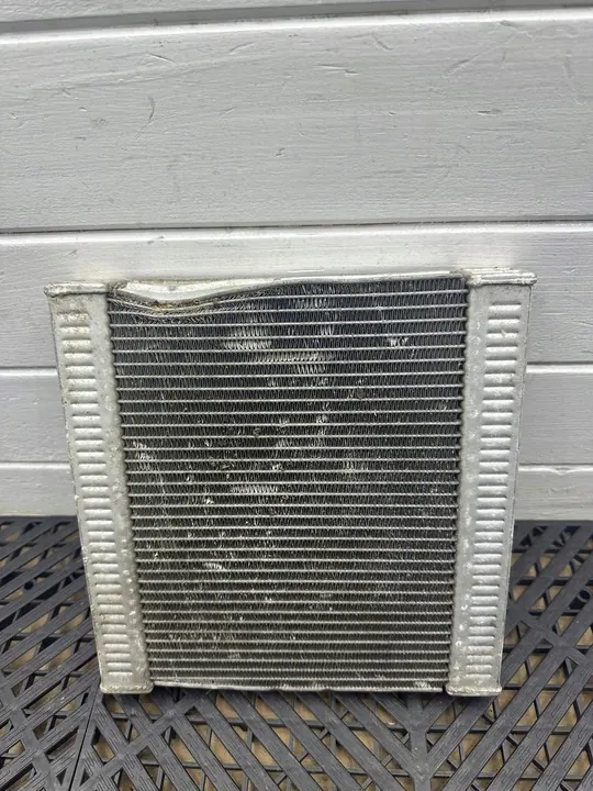 Radiador de agua BMW M8 F91 F92 G14 G15 OEM 8620207 image 2