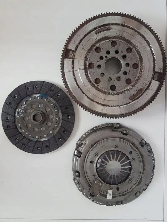 Volvo XC60 2015 Embreagem / Conjunto image 10