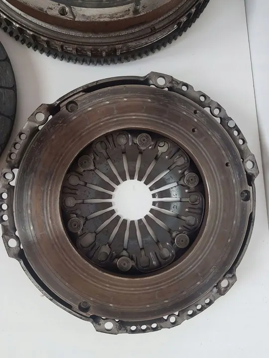 Volvo XC60 2015 Embreagem / Conjunto image 8