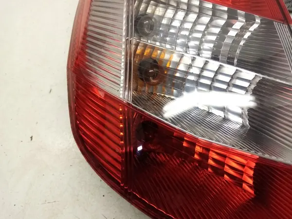 Lámpara trasera izquierda Renault Scenic II 8200493374 image 6