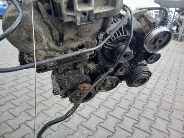 Gebrauchter Renault Motor F4R 2.0L Benzin 166 PS image 10