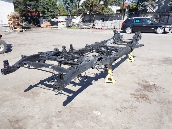 Chassi Toyota Tundra OEM 51001-0CB80/0CC60 2022- image 5