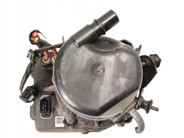 Mercedes servopump OEM A2044600680 Begagnad image 3