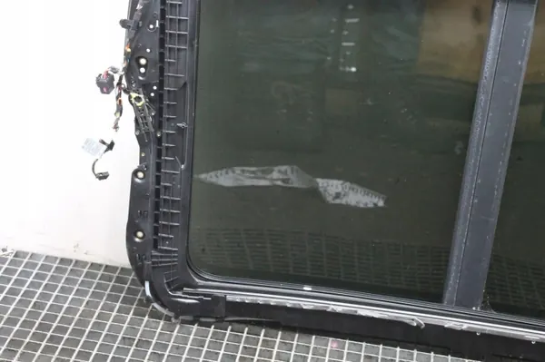 Techo Panorámico Audi Q5 OEM 8R0877041 - Usado image 9