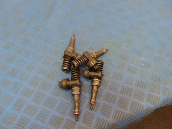 OEM 0414720214 Diesel-suutinsarja VW Passat B5 1.9D:lle image 3