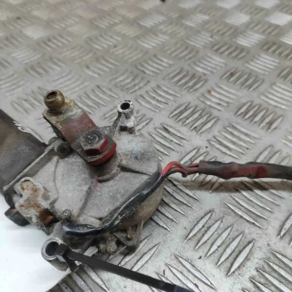 Motor de ajuste de faros delantero izquierdo Mitsubishi image 5