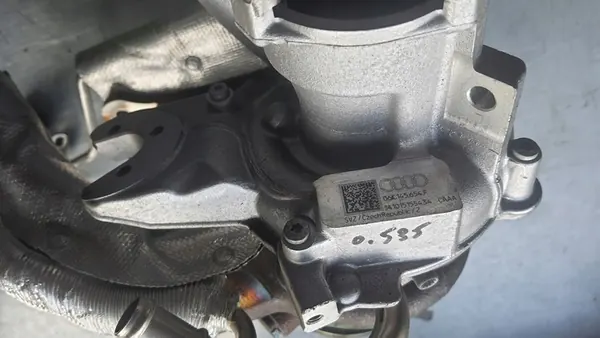 Turbocompresor AUDI A3 8V 2.0 TFSI OEM 06K145654F image 2
