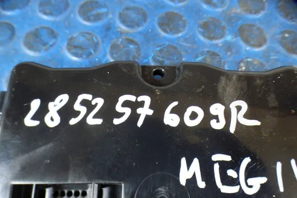 Module climatisation Renault Megane IV OEM 285257609R Occasion image 3
