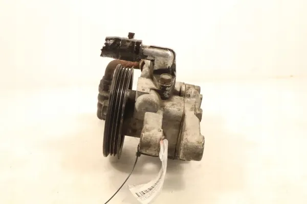 Pompe direction assistée Hyundai OEM 37-14631012 Occasion image 3