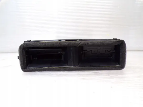 Grille de ventilation centrale OEM GSGDFHT5 pour VW Passat B7 image 3