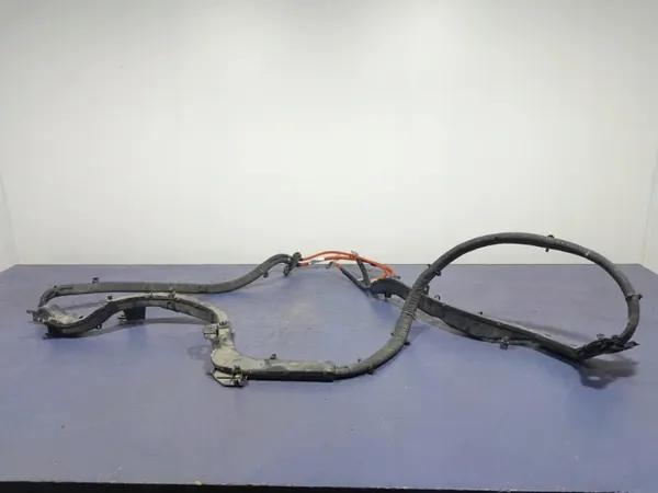 Câble positif batterie Volvo XC90 II OEM 31376351 image 2