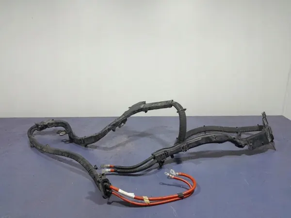 Câble positif batterie Volvo XC90 II OEM 31376351 image 4