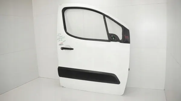Puerta delantera derecha OEM 360181377 Citroen Berlingo III image 3