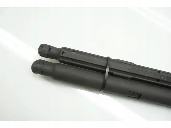 Mercedes-Benz M-Class Rear Trunk Lid Shock 2005 SUV image 4