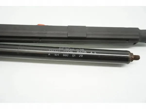 Mercedes-Benz M-Class Rear Trunk Lid Shock 2005 SUV image 5