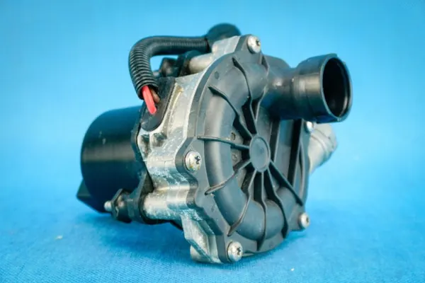 Toissijainen ilmapumppu OEM 079959231E Audi S6 RS6 image 2