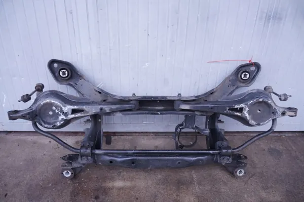 Refuerzo de viga suspensión trasera VOLVO S60 II V60 I image 5
