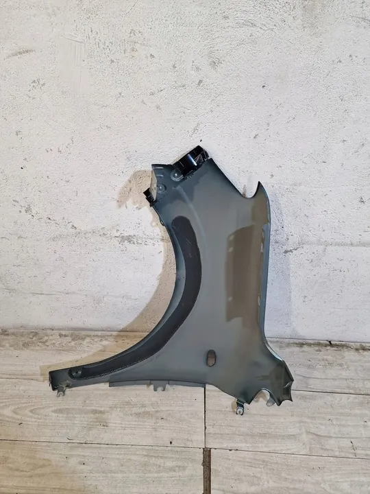 Höger skärm Dacia Sandero III 2021 OE 631009535R image 9