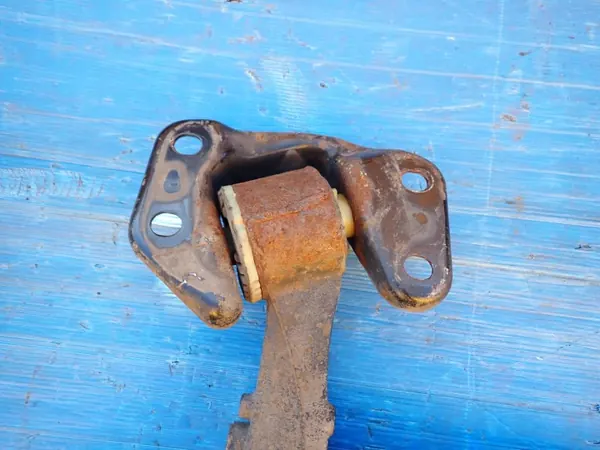 OEM CHEVROLET ORLANDO 1.4i 10- Taka-akselipalkki image 3