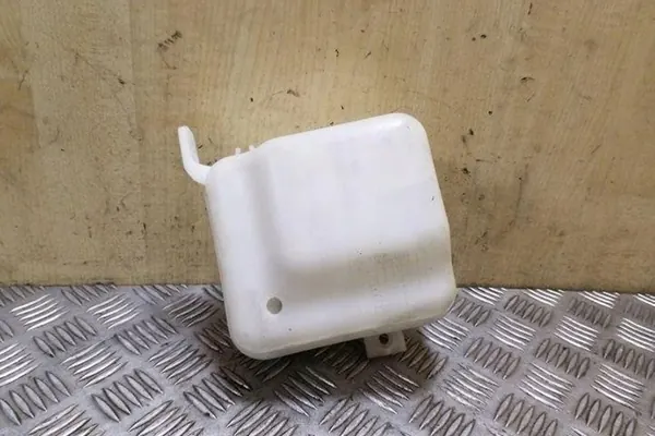 KIA SPORTAGE V Kühlmittelbehälter 1.7L Hybrid image 3