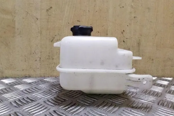 KIA SPORTAGE V Kühlmittelbehälter 1.7L Hybrid image 5