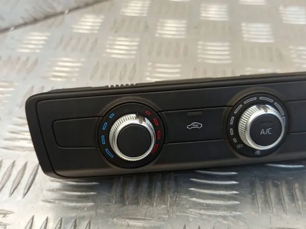AUDI A1 Panel Climatizador 83A820047B image 4