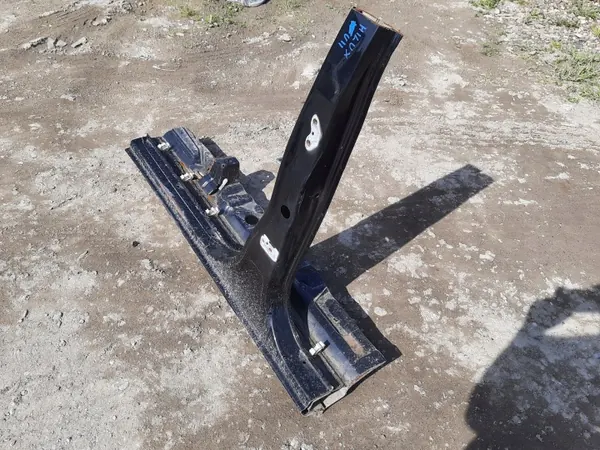 Toyota Hilux VII linker dorpel OEM LEWY image 3