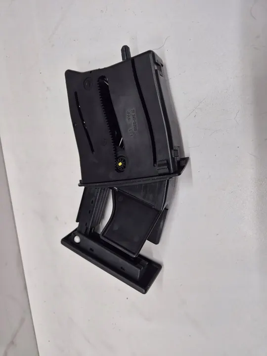 Suporte de copo dianteiro direito VW Polo 9N image 6