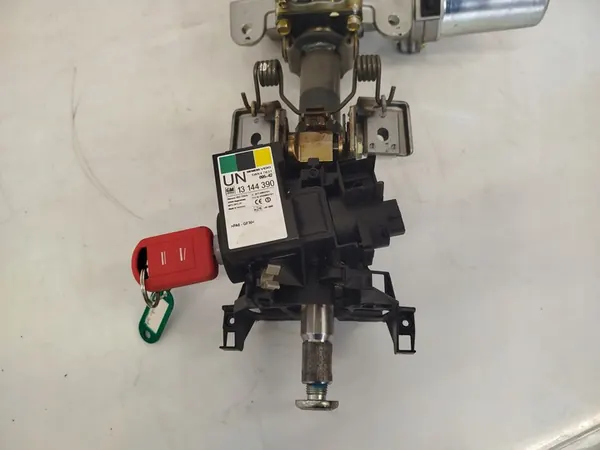 OPEL TIGRA B Lenksäulenunterstützung 13205210 image 4