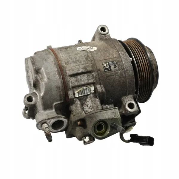 Ford Focus MK3 ilmastointikompressorin pumppu OEM 2069520 image 9