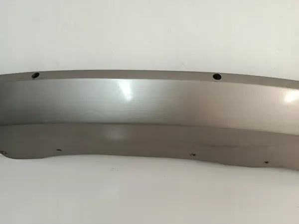Spoiler de pare-chocs arrière OEM 3T5807521A Skoda Superb II image 3